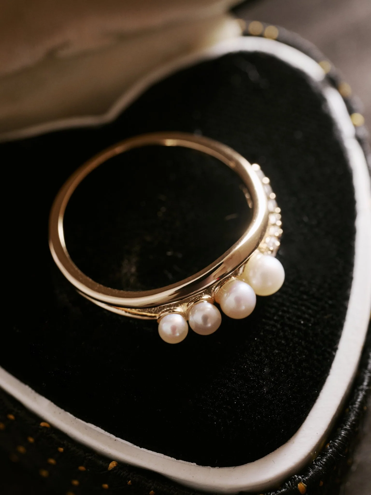 14K Solid Gold Adele Pearl Ring - Image 3