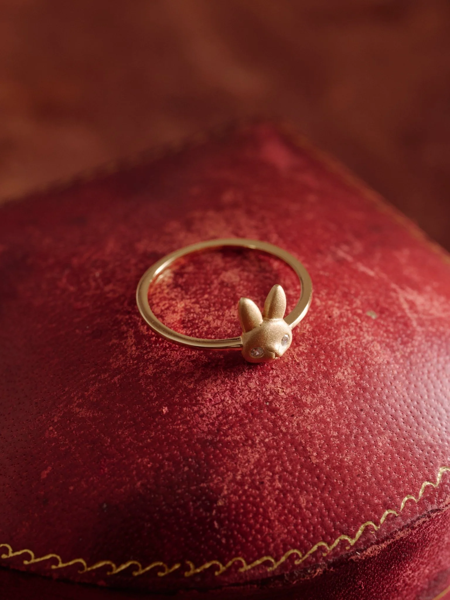 14K Solid Gold Lumi Bunny Diamond Ring - Image 3