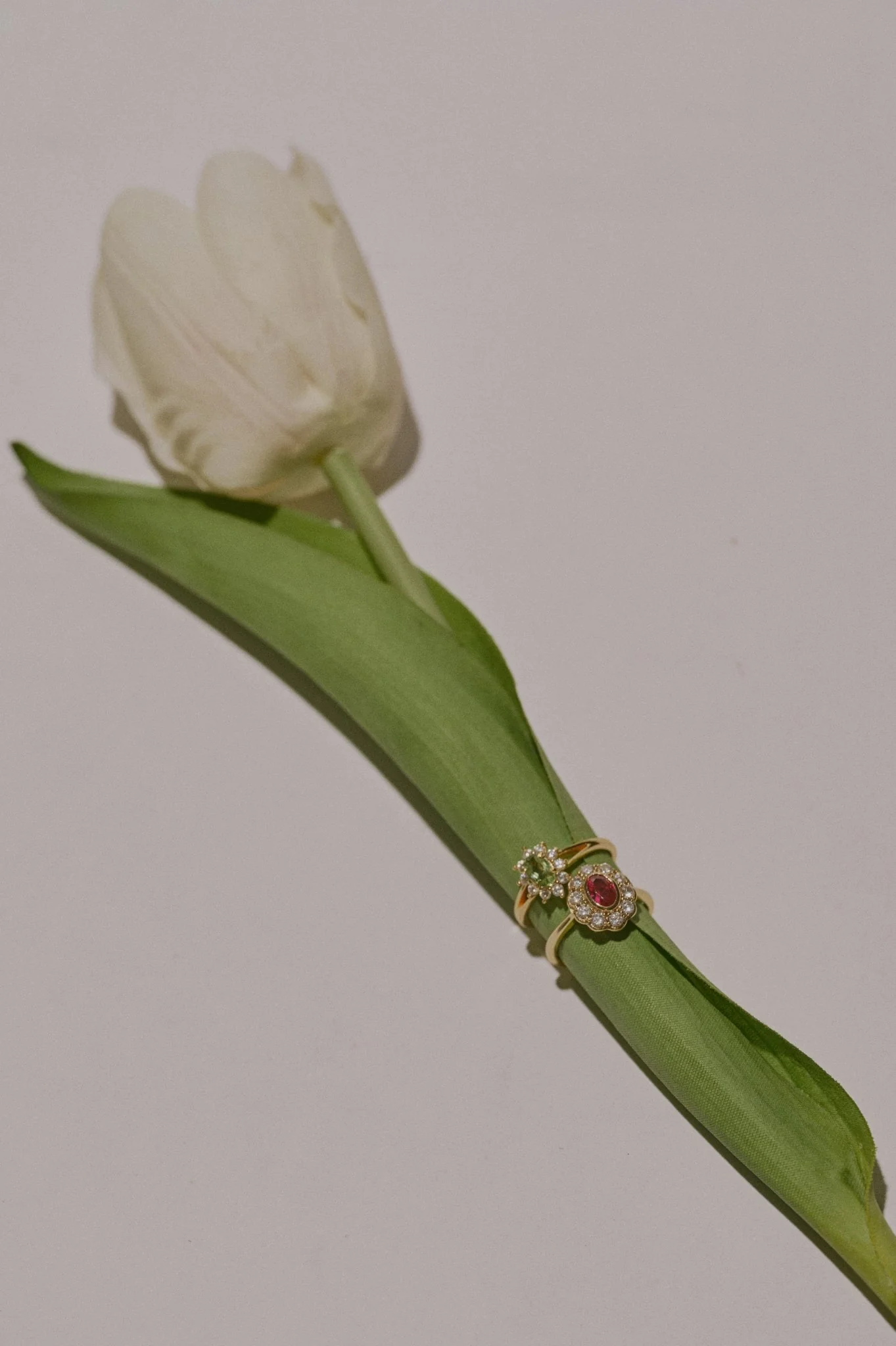 Aurora Peridot Ring - Image 12