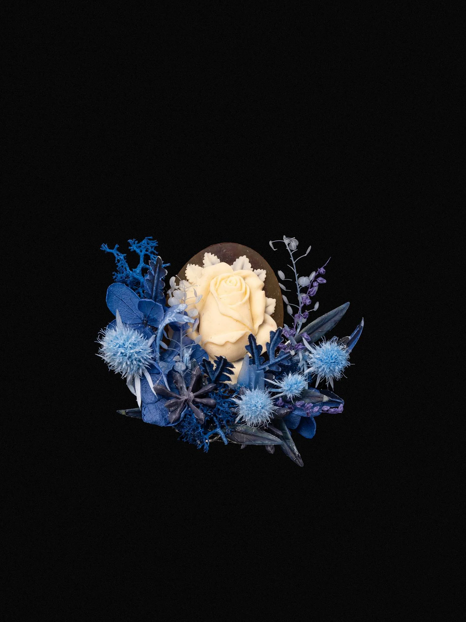 Camellia Birth Flower Corsage Ring - Image 2