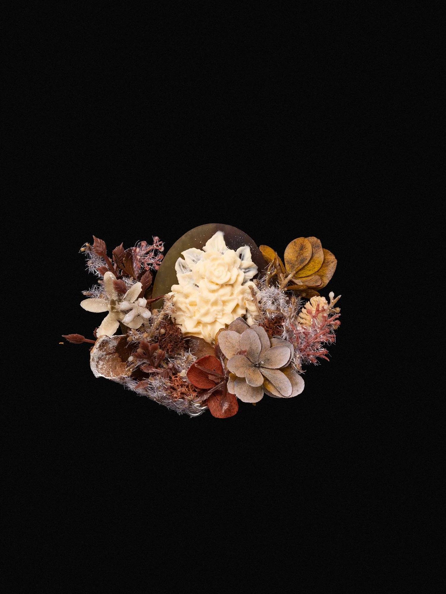 Magnolia Birth Flower Corsage Ring - Image 2