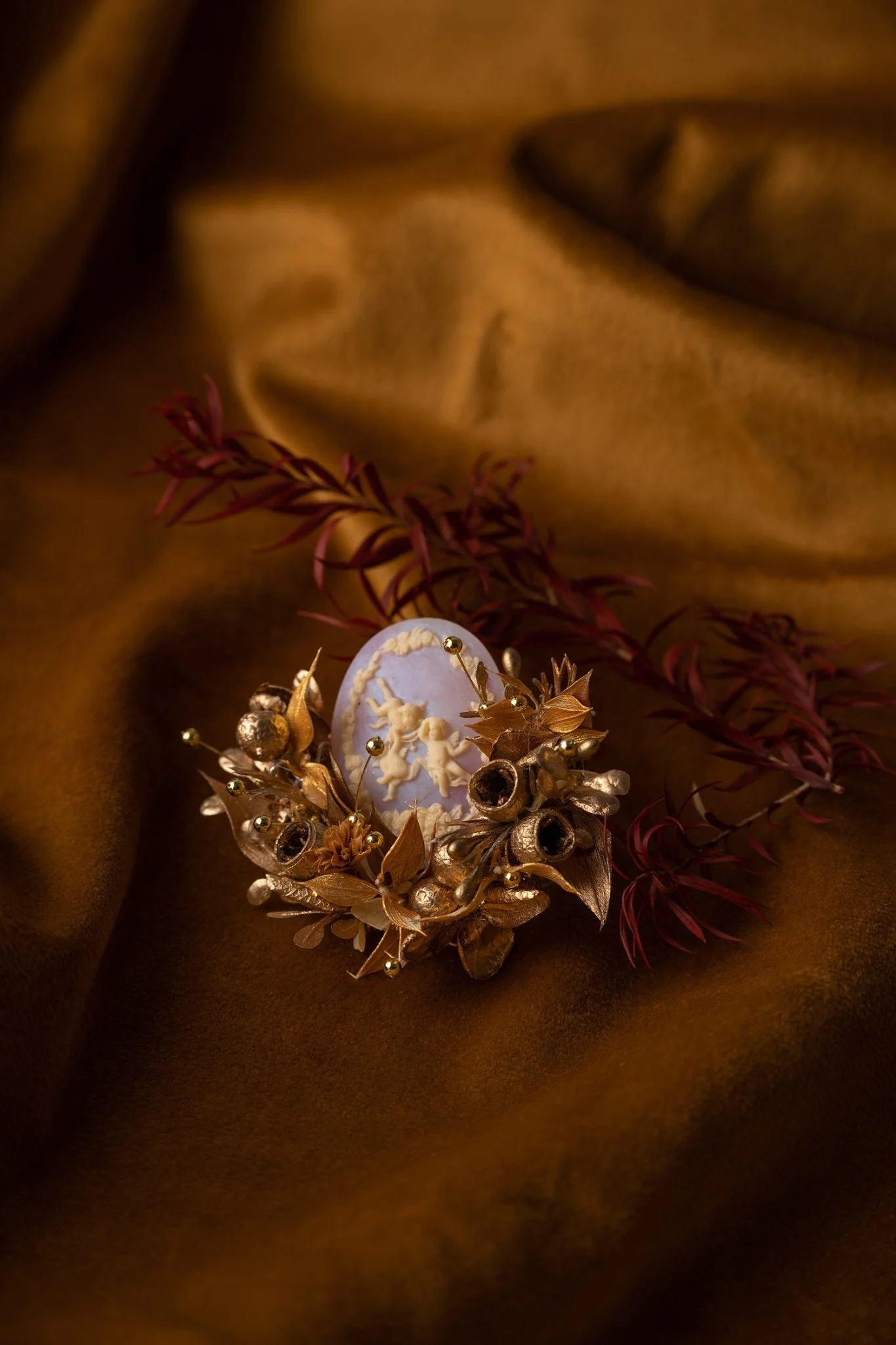 Melaleuca Bracteata Birth Flower Corsage Ring - Image 3