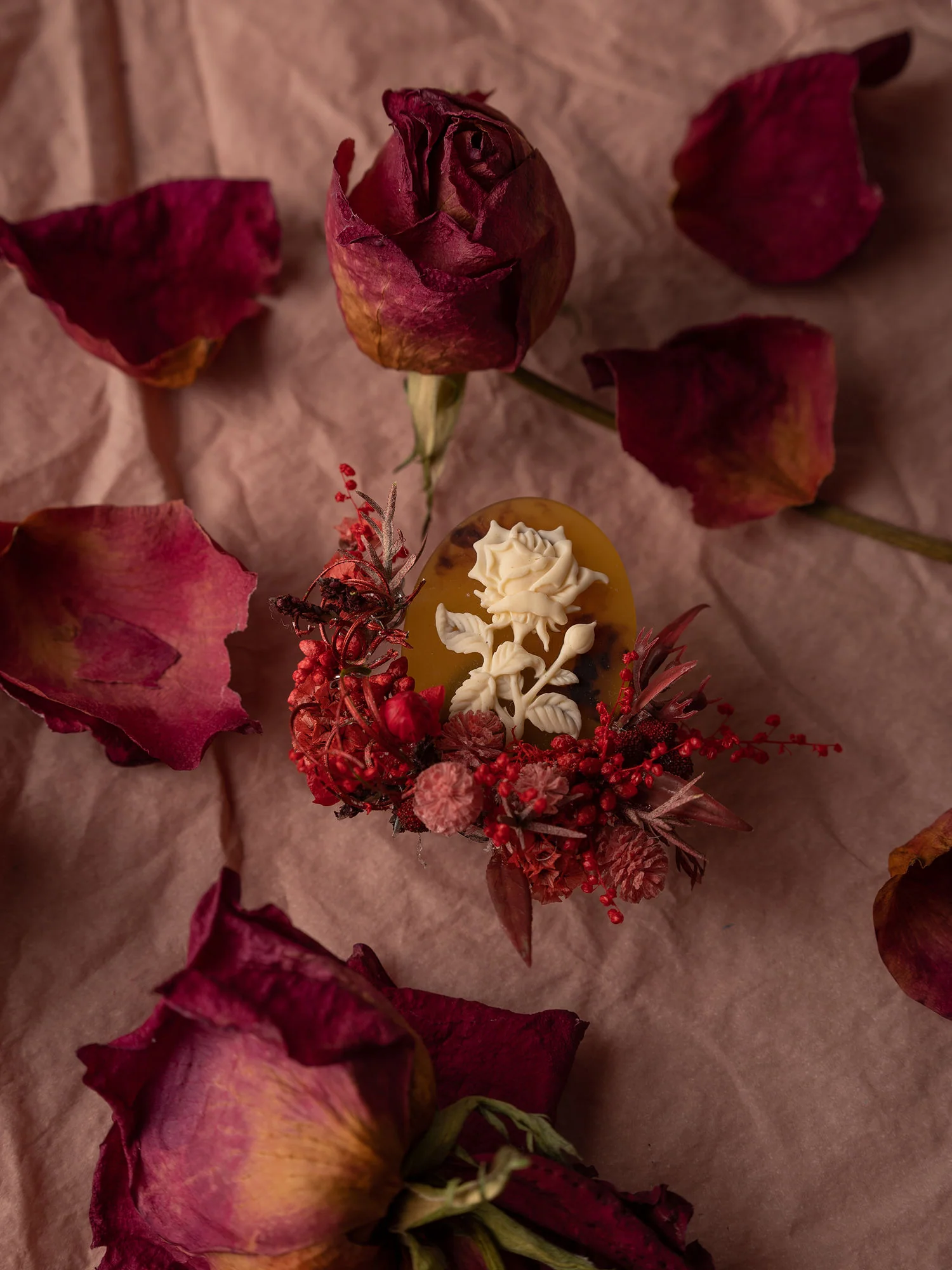 Rose Birth Flower Corsage Ring - Image 3