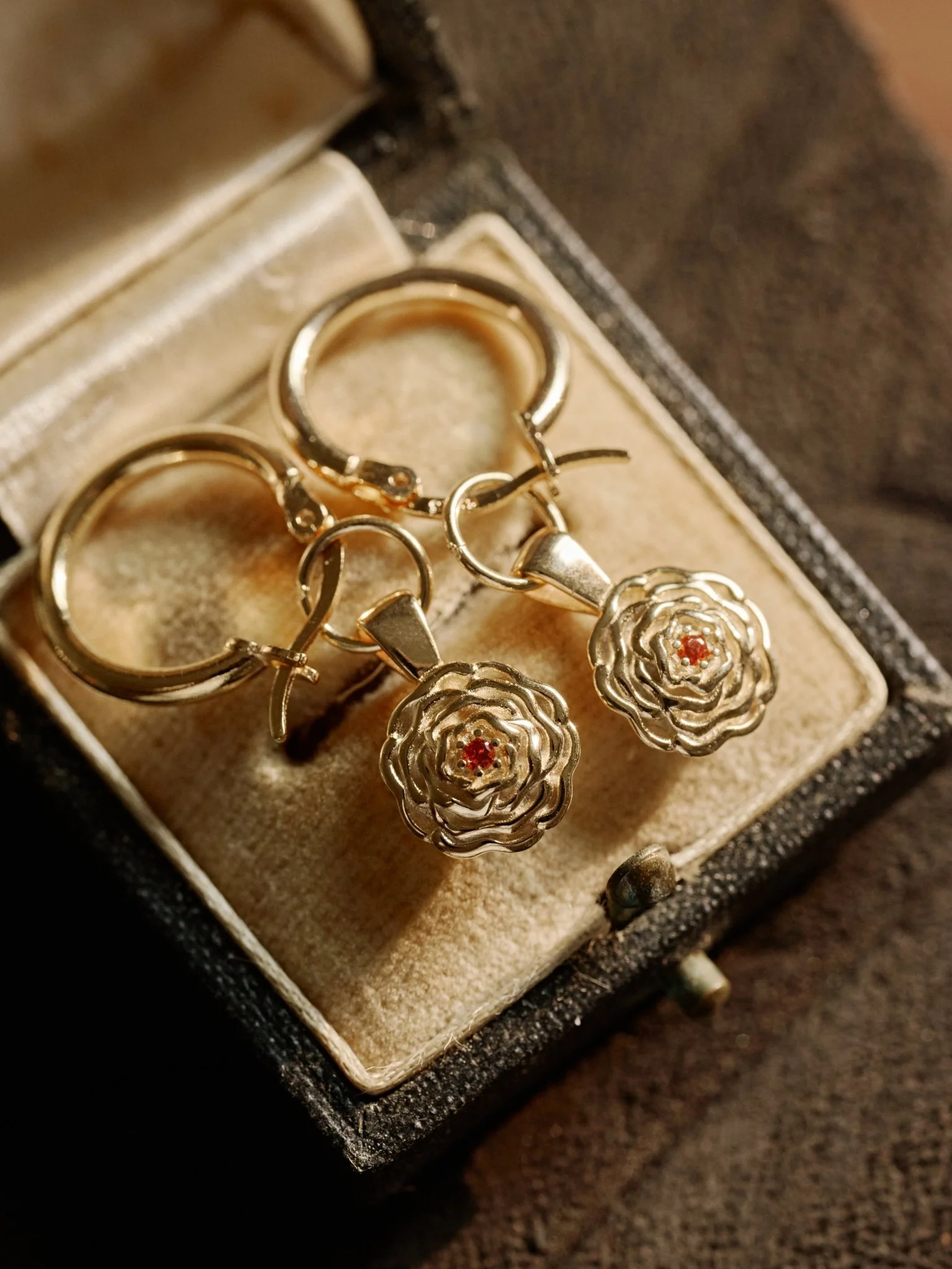 Elsa Carnation Garnet Earrings - Image 10