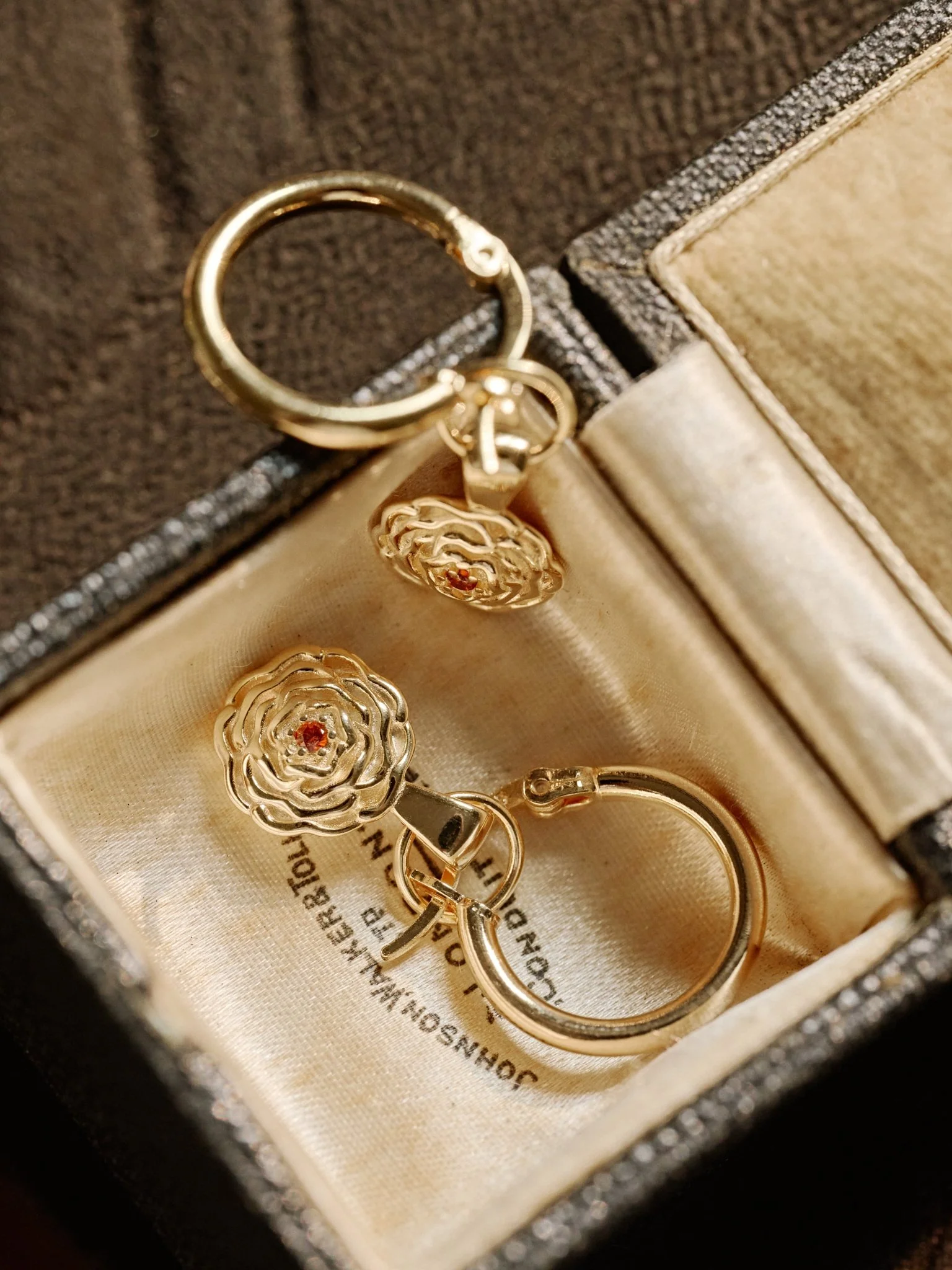 Elsa Carnation Garnet Earrings - Image 3