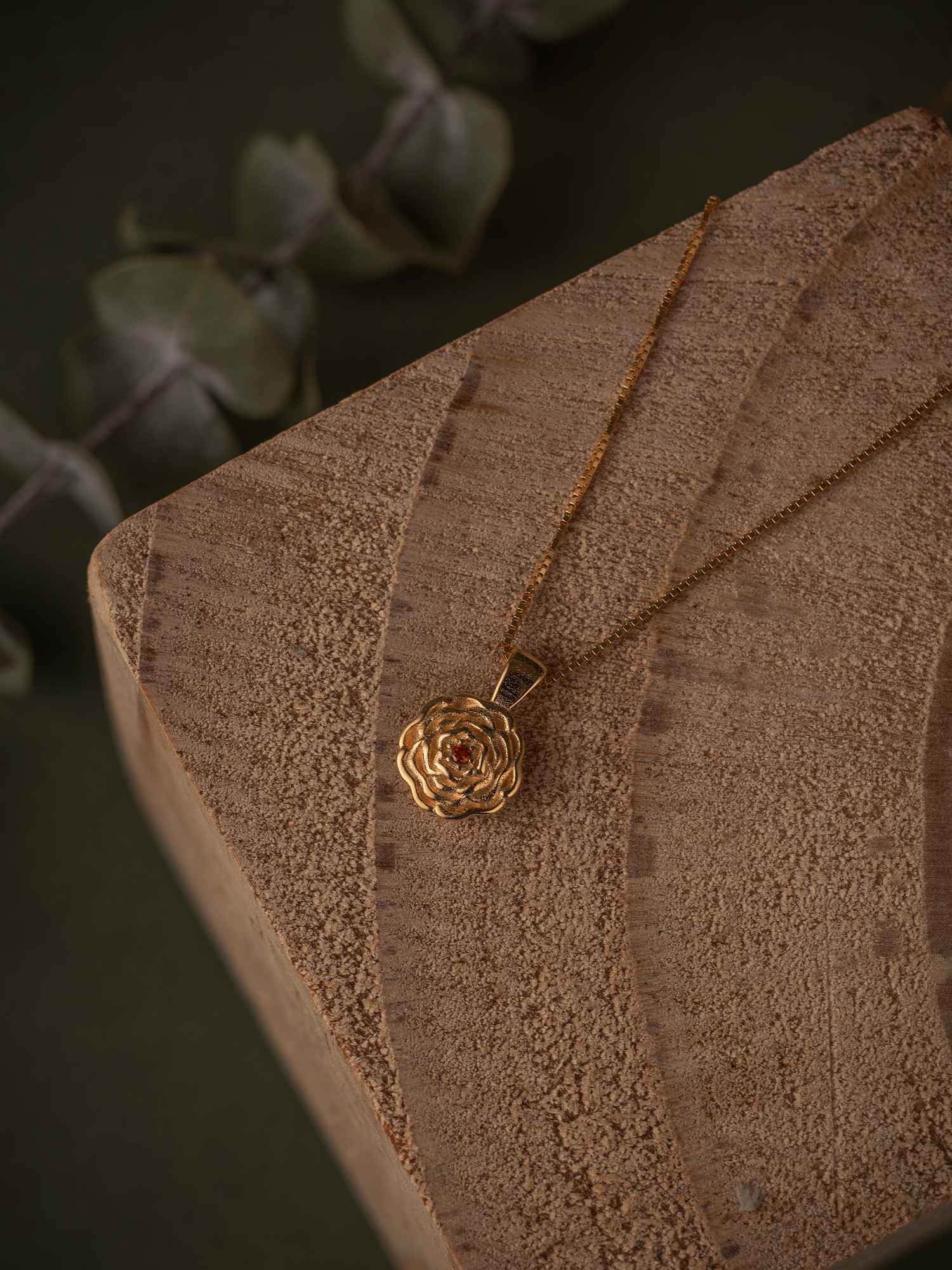Elsa Carnation Garnet Necklace - Image 4
