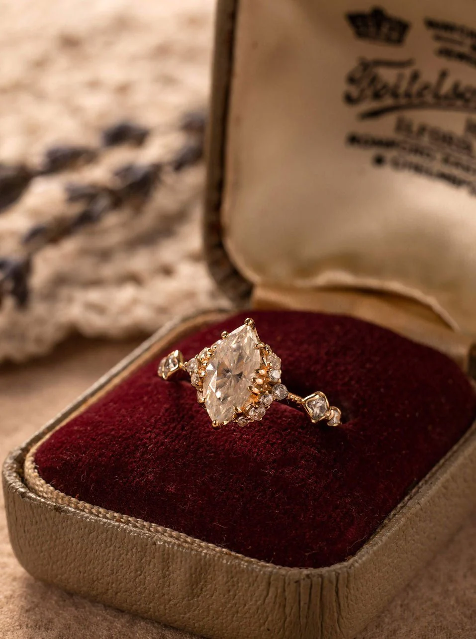 Cupid Moissanite Band - Image 4