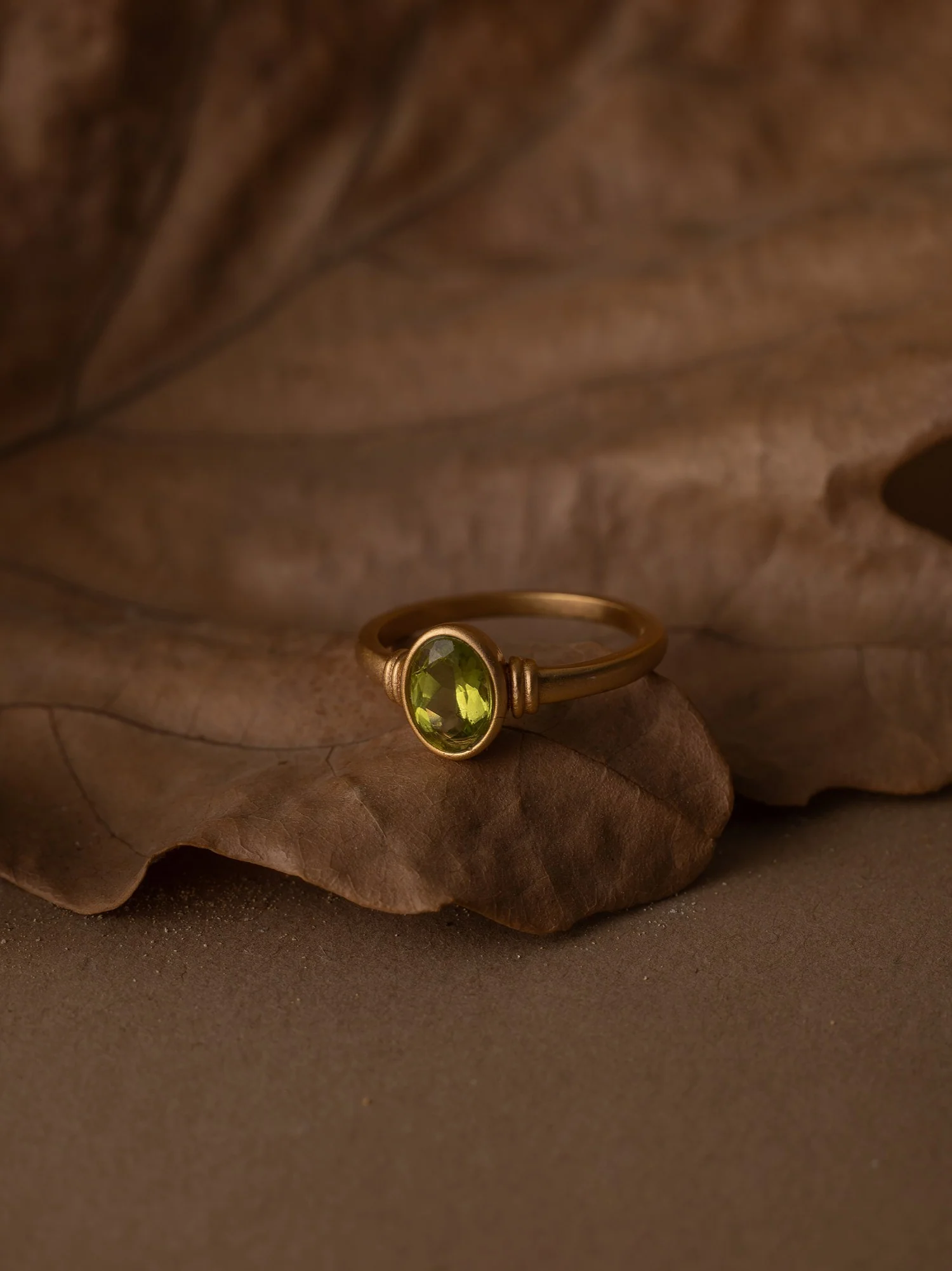 Eden Peridot Ring - Image 5