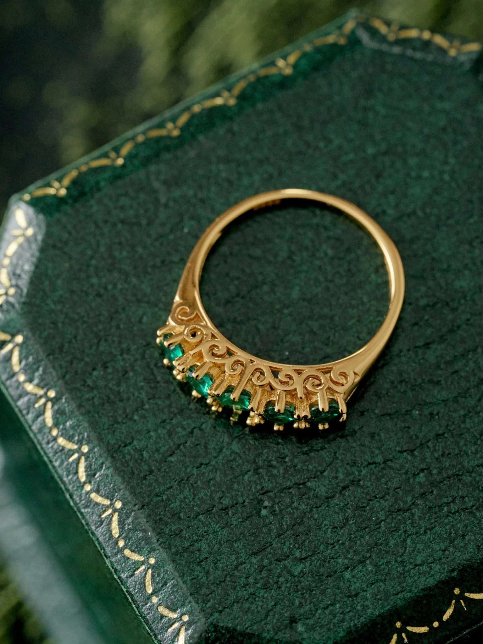 Emerald Crown Ring - Image 3