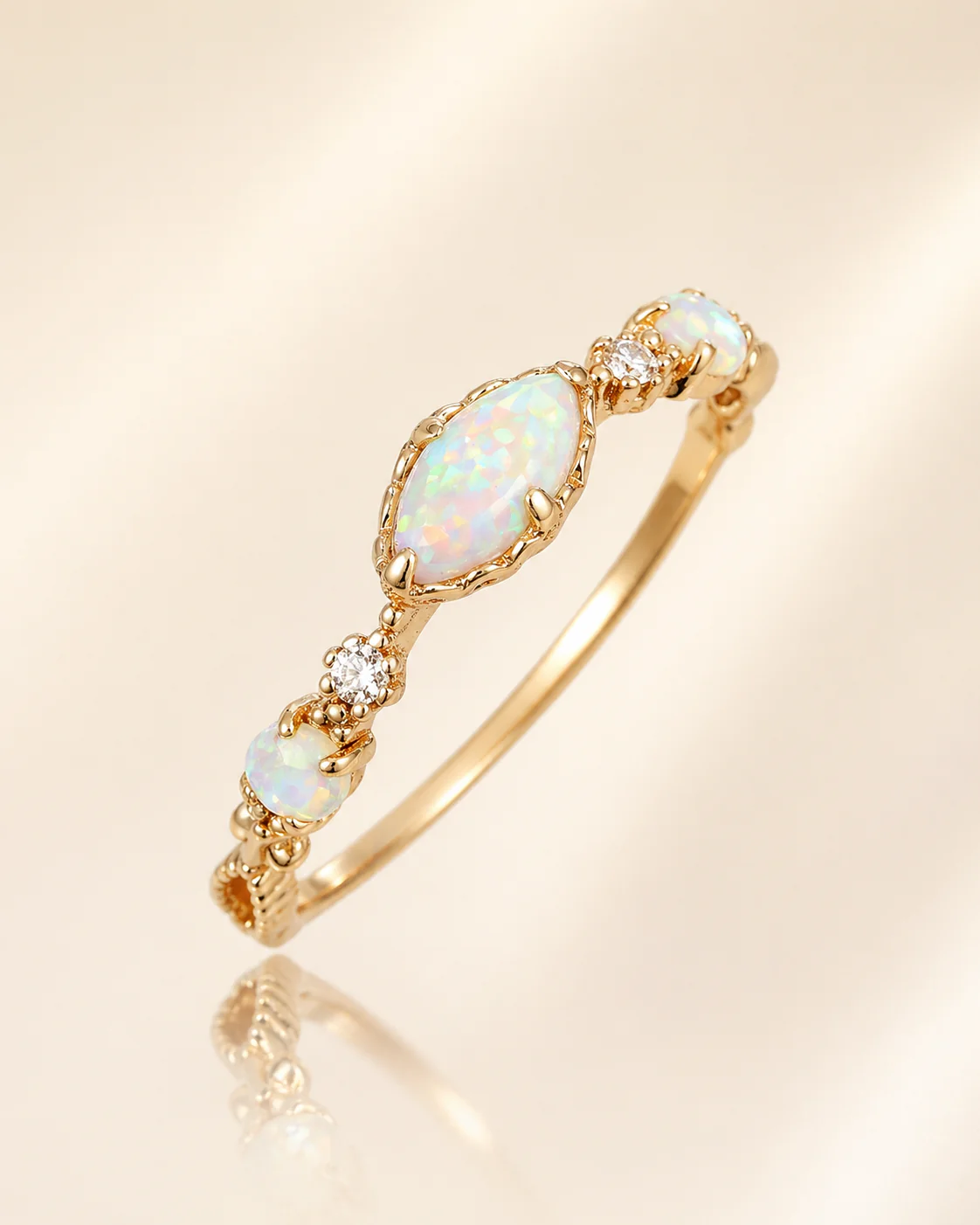 Eveline Opal Ring