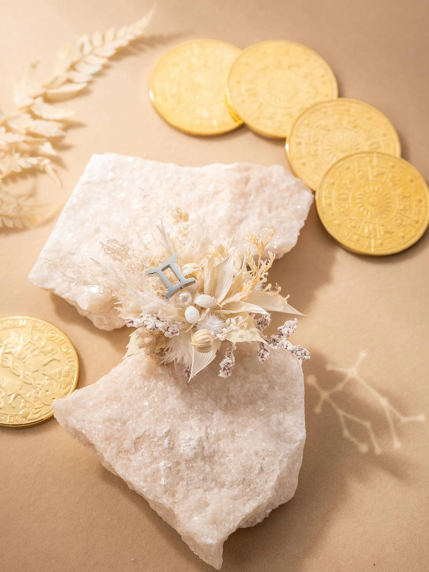 Gemini Flower Corsage Ring - Image 4