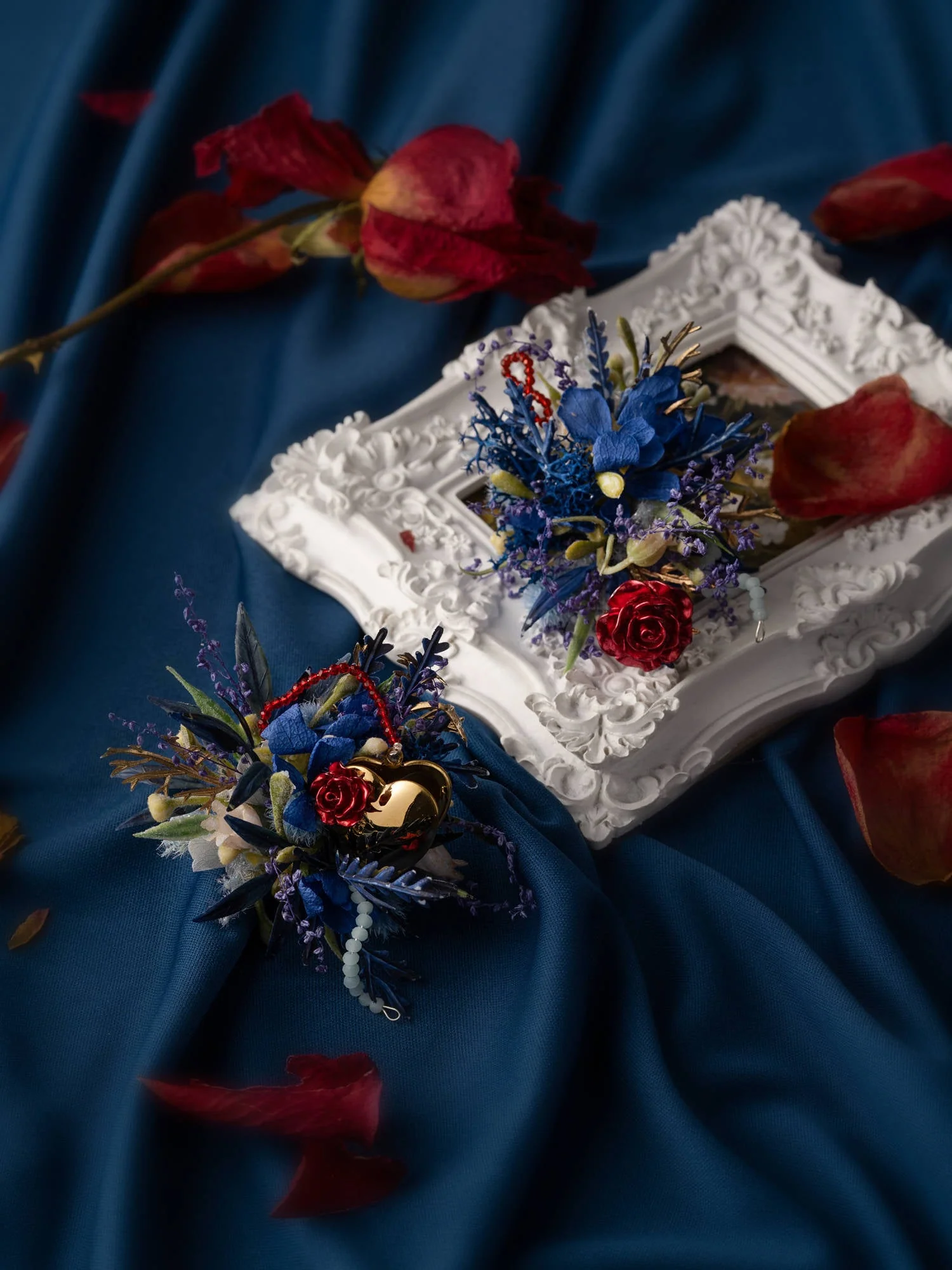 Little Prince Wedding Flower Corsage Rings - Image 3