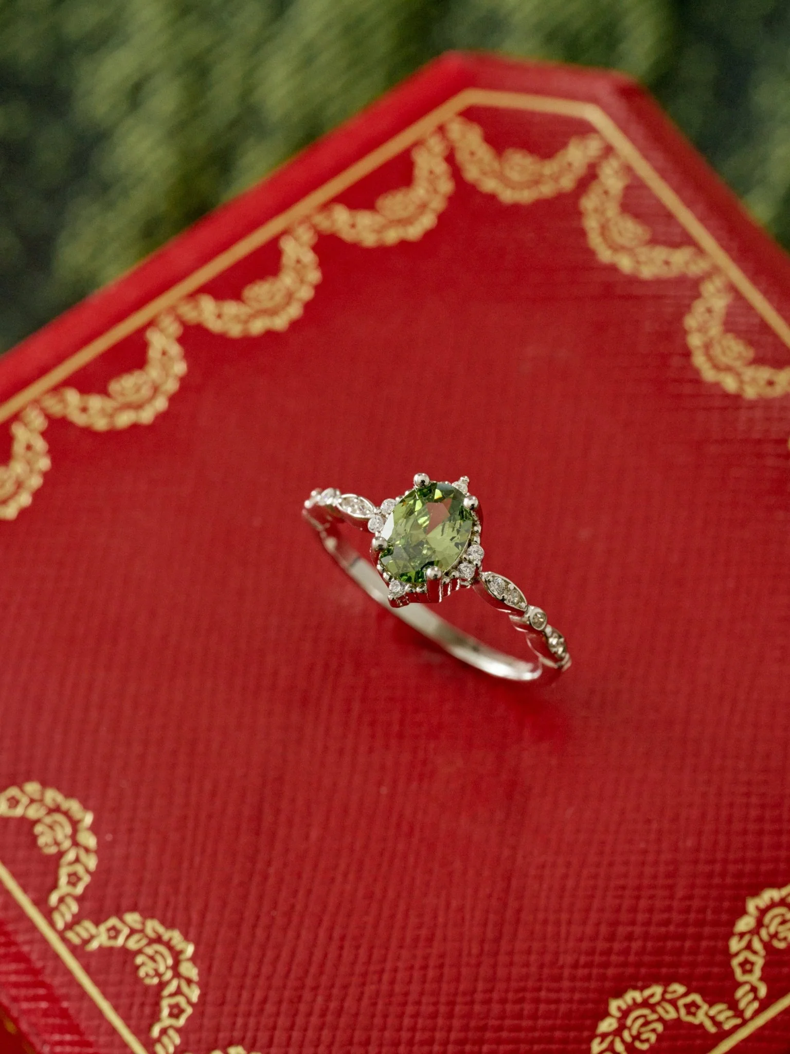 Verdure Peridot Ring - Image 6