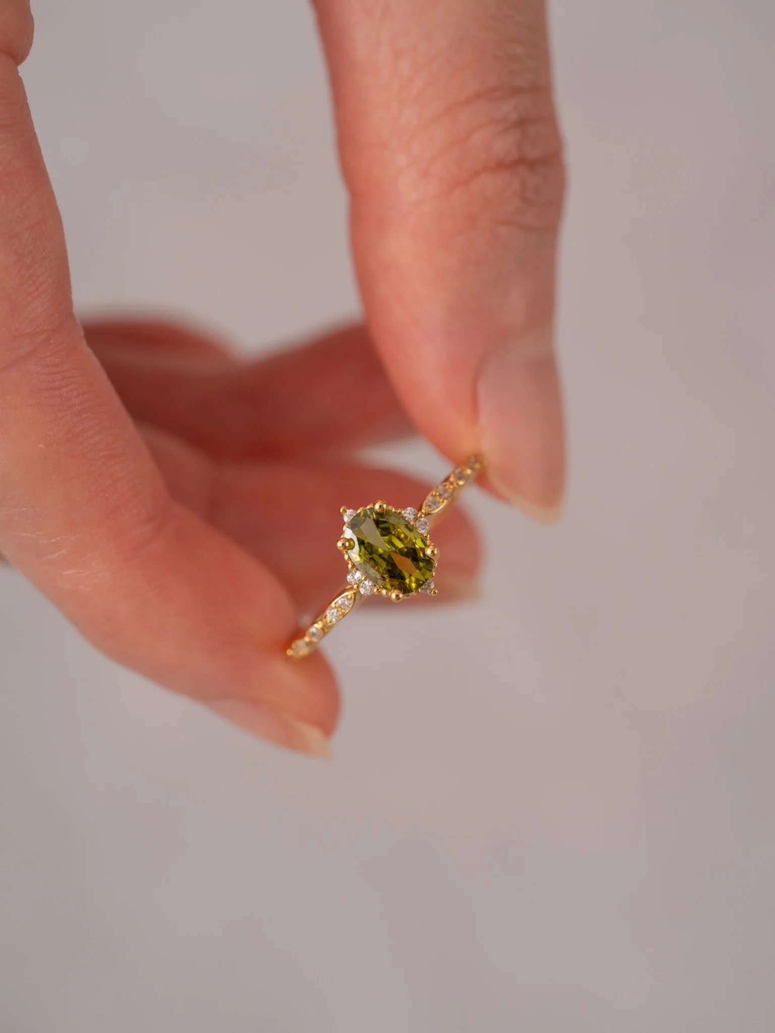 Verdure Peridot Ring - Image 7