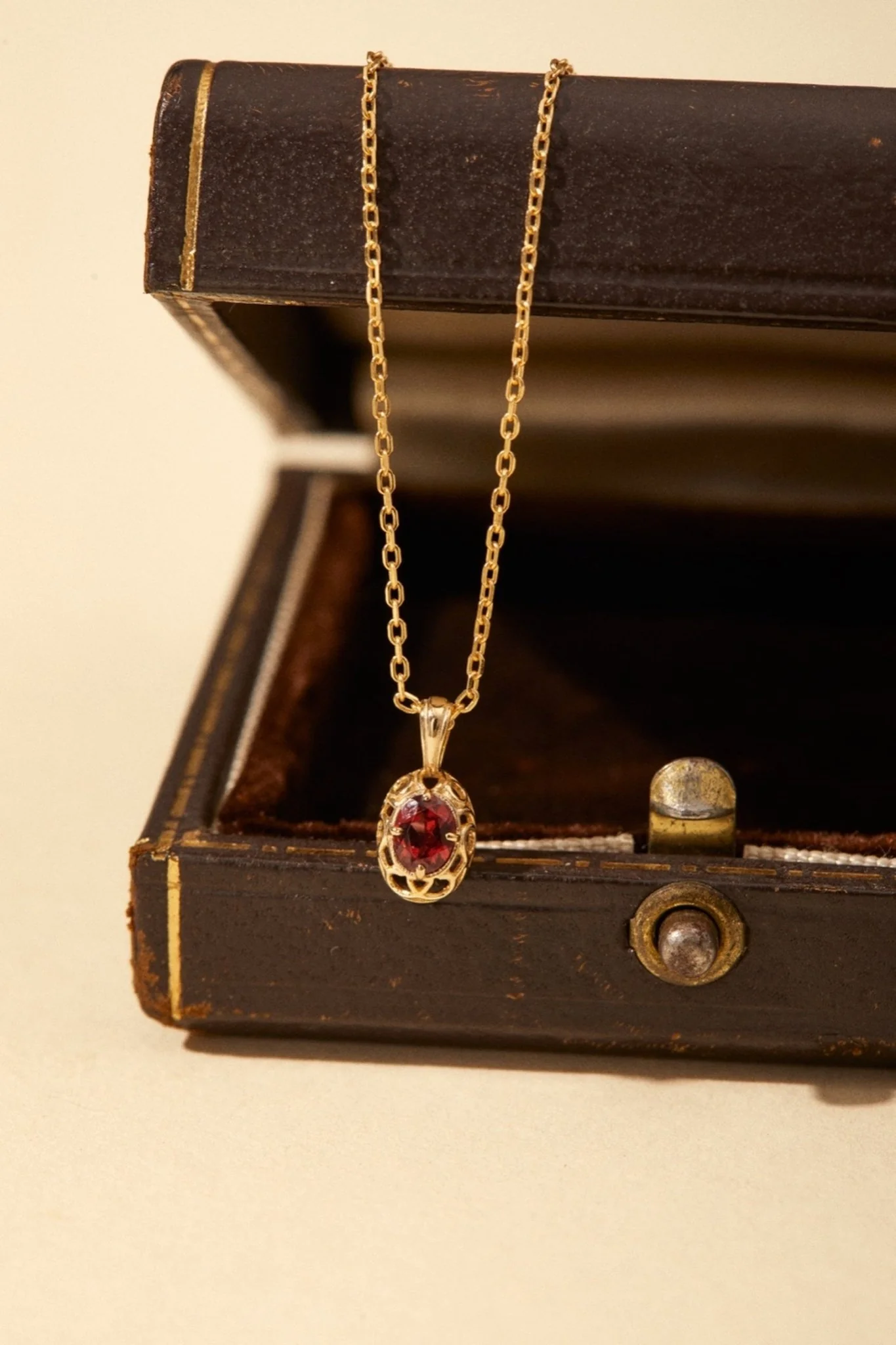 Regal Rosette Garnet Necklace