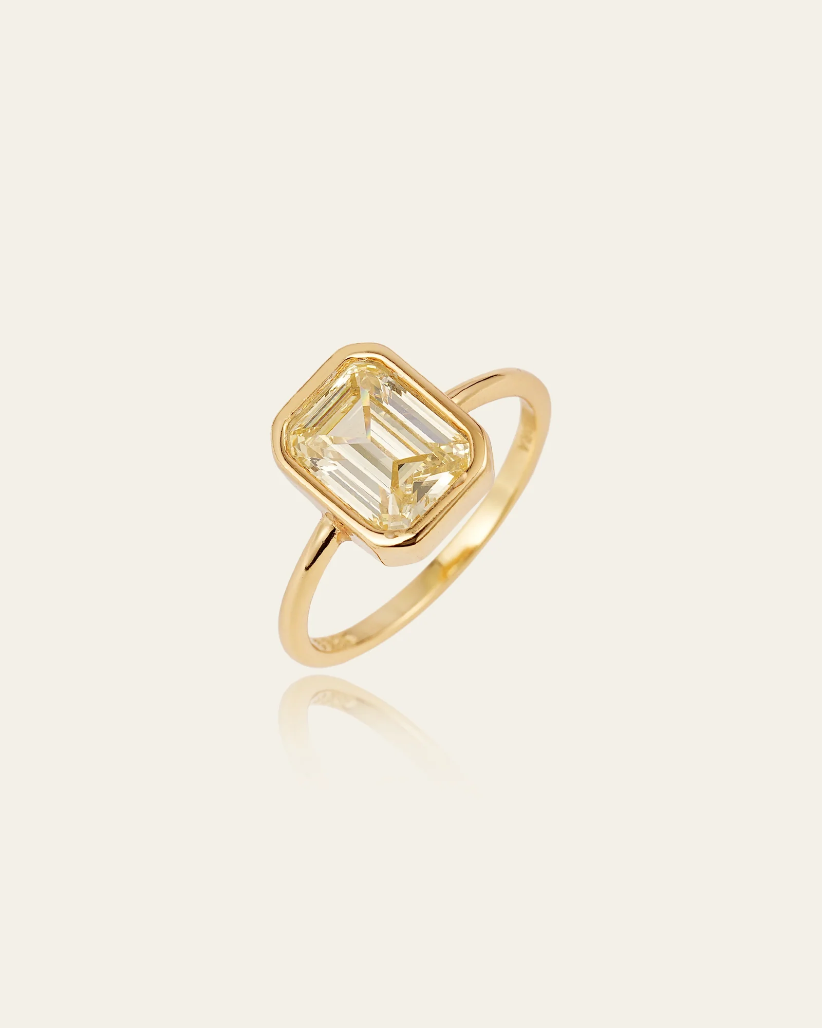 Soleil Signet Ring - Image 4