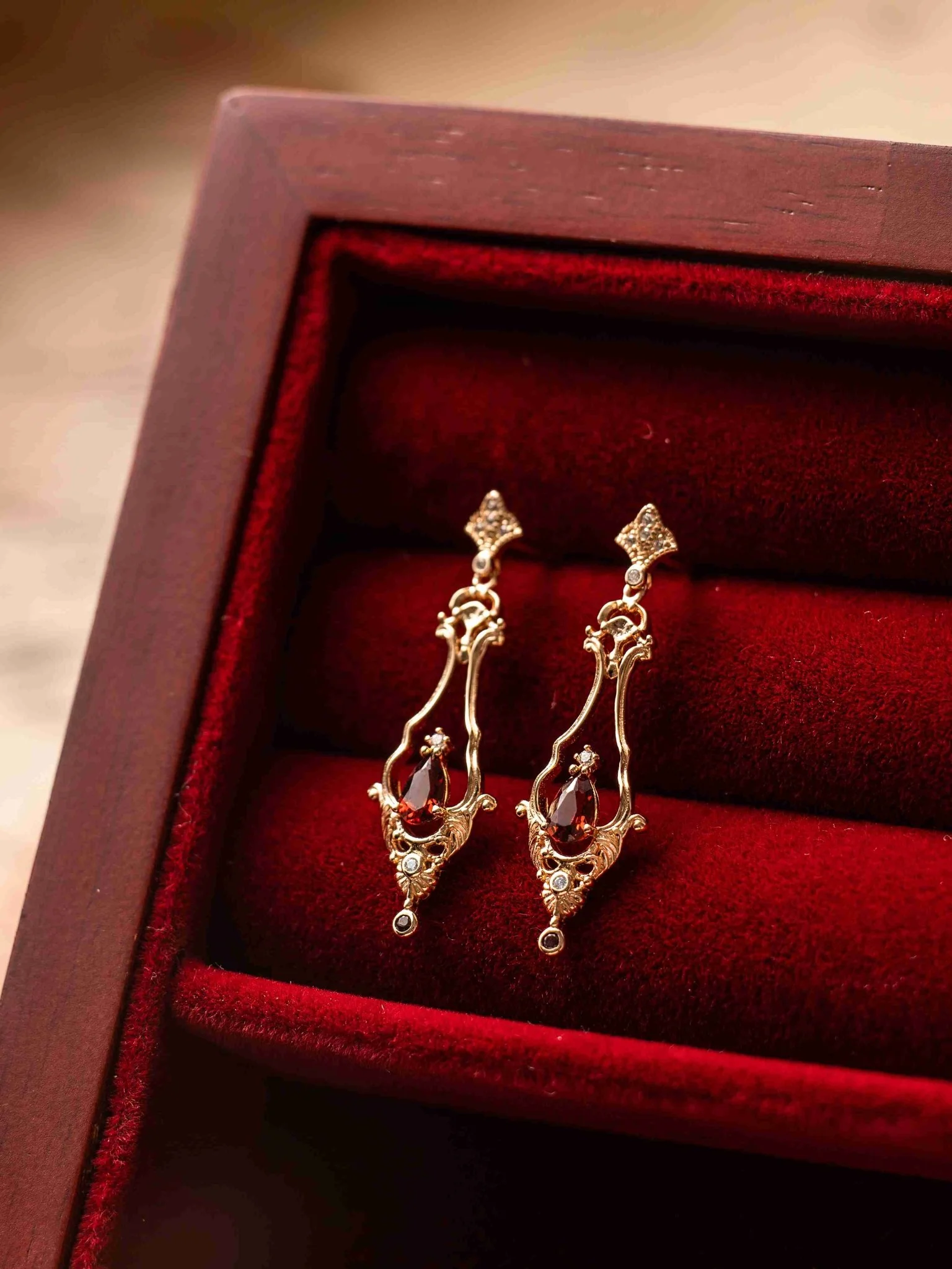 Sophina Garnet Earrings - Image 12