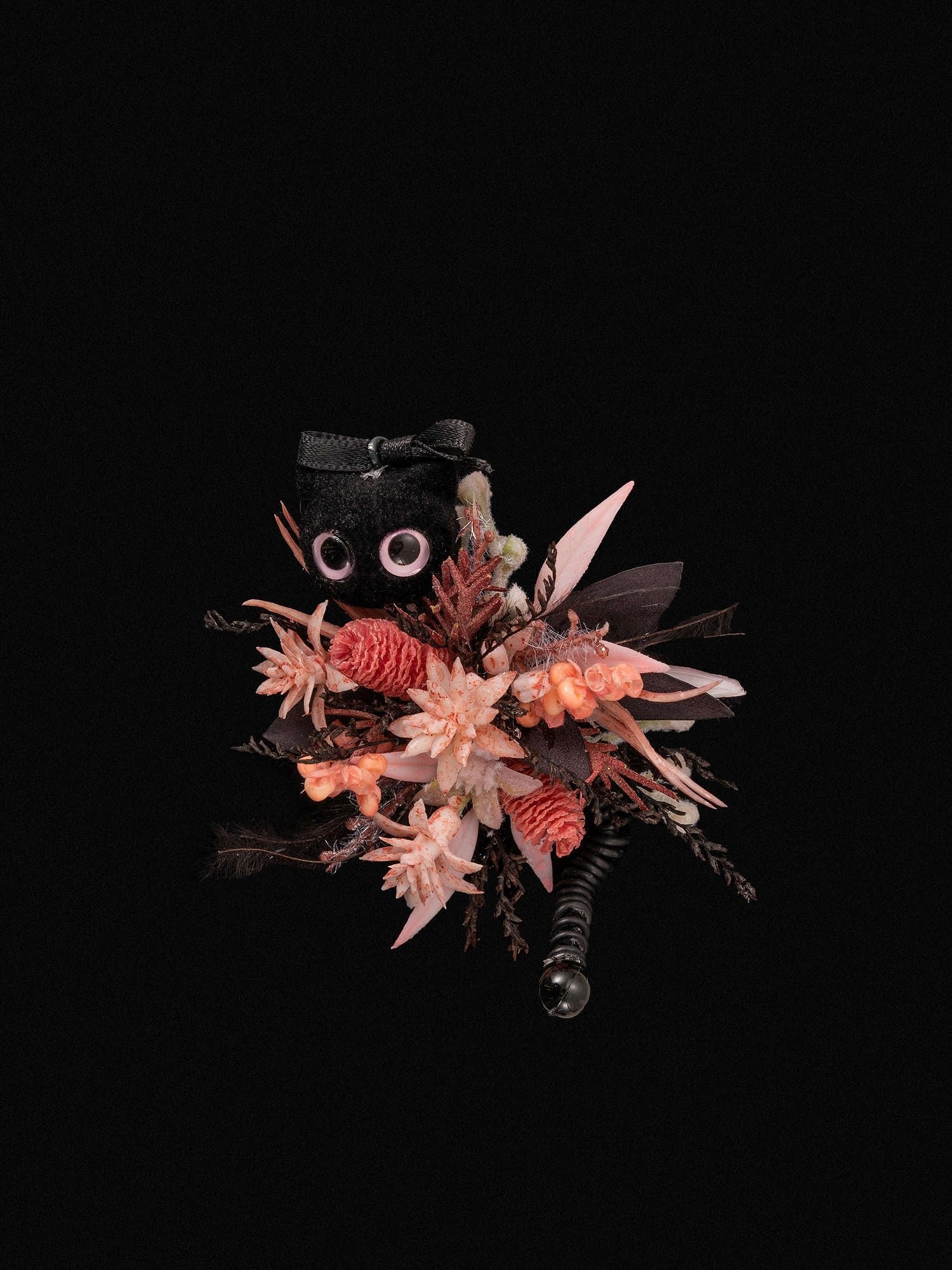 Cat Flower Corsage Ring - Image 3