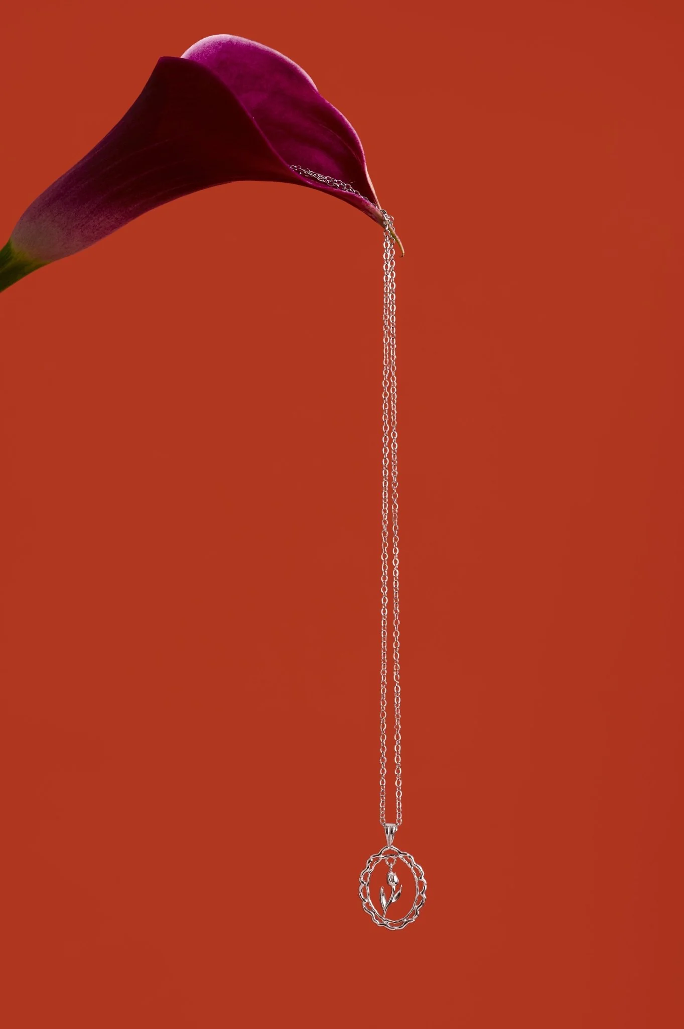 Tulip Flower Necklace - Image 4