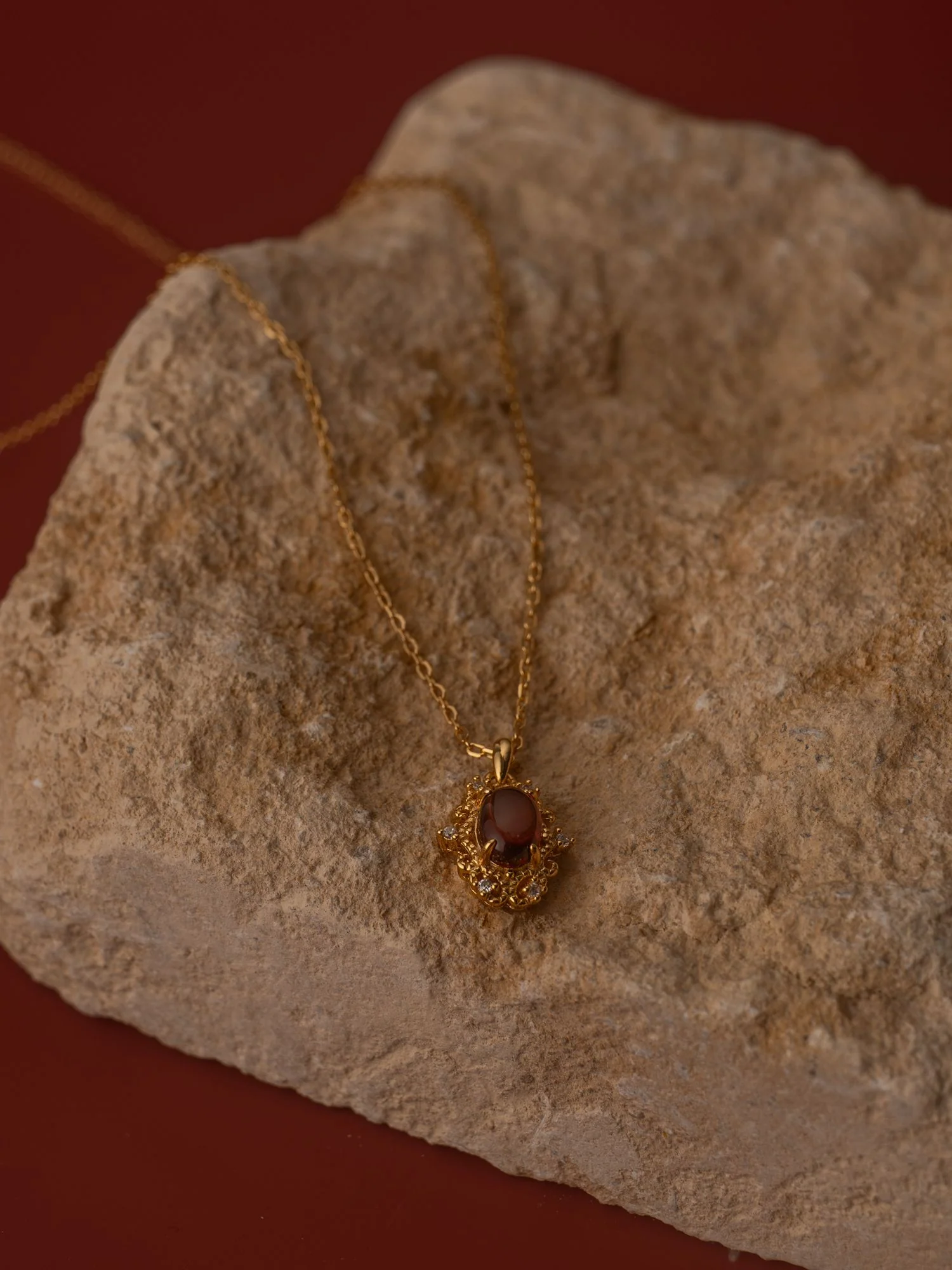 Vivien Garnet Necklace - Image 5