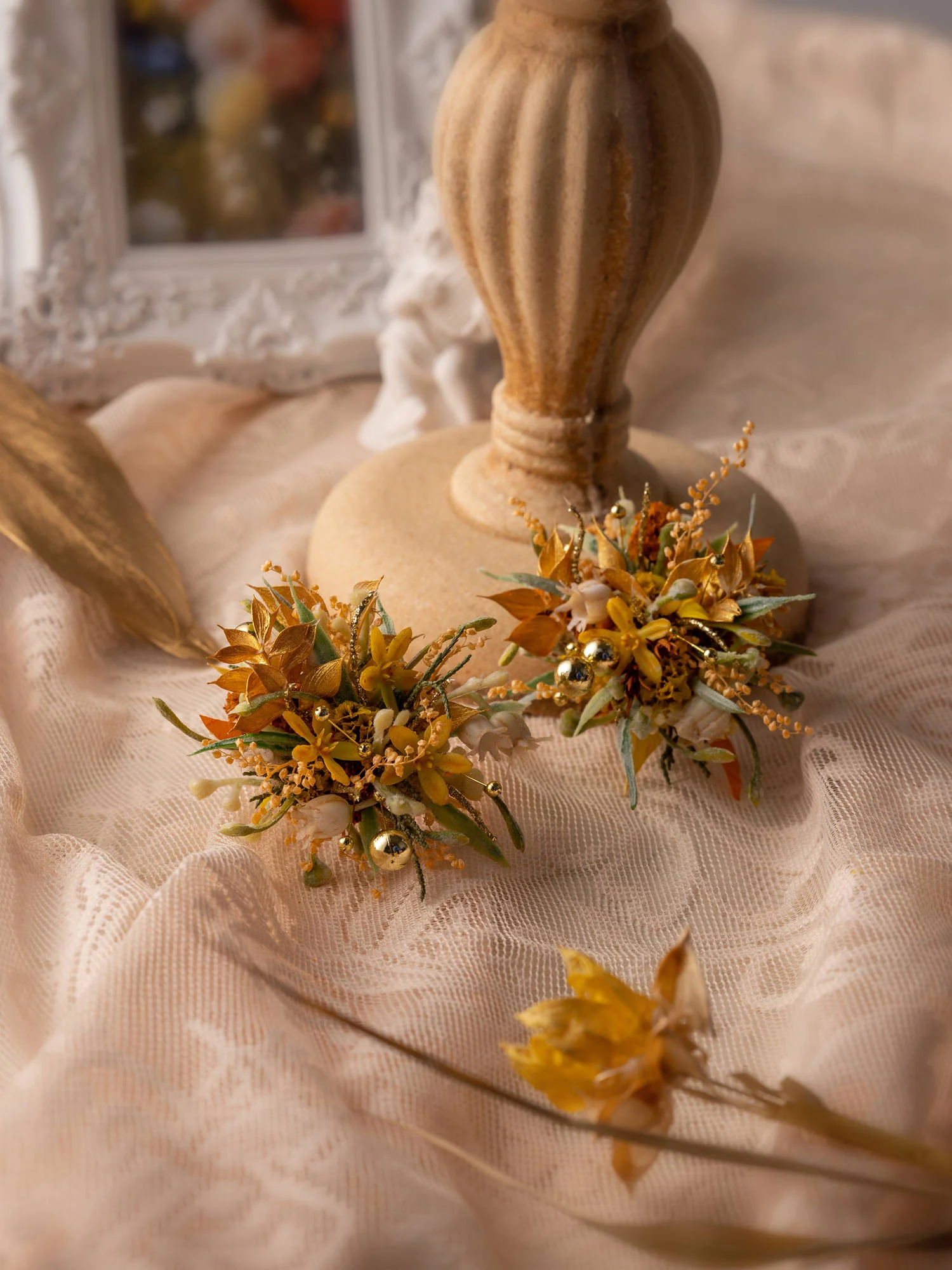 Sunset Wind Wedding Flower Corsage Rings - Image 3